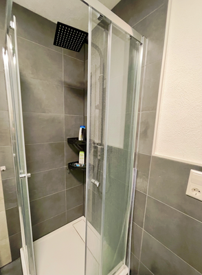 Bad Dusche