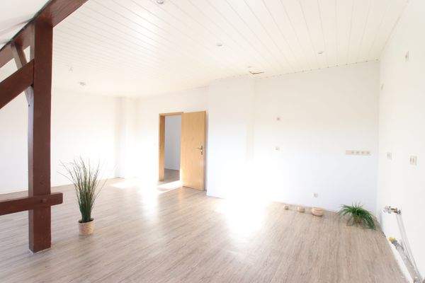 WE10_offener Wohnbereich_Bild3.jpg