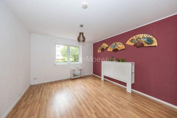 3440 Arbeits- oder Kinderzimmer