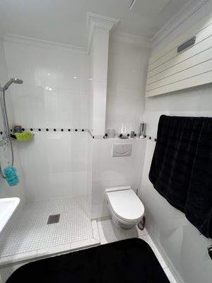 Badezimmer & Toilette