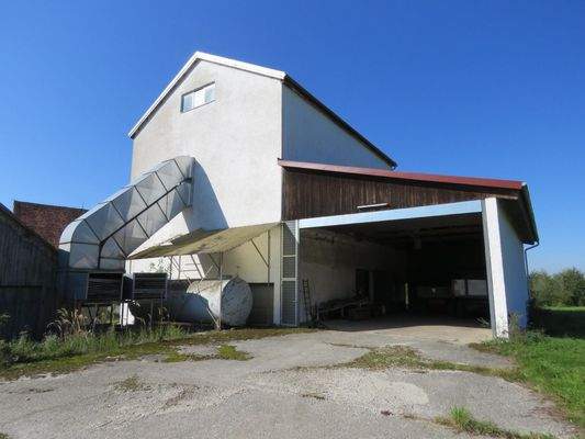Ostansicht Getreidetrocknungsanlage 
