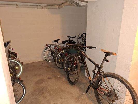 Gemeinschafts-Fahrradraum