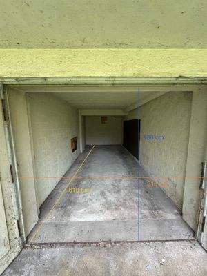 Garage innen 