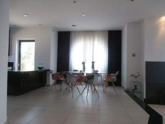 Kreta, Akrotiri: Villa in einzigartiger Lage mit Blick auf die Bucht zu verkaufen