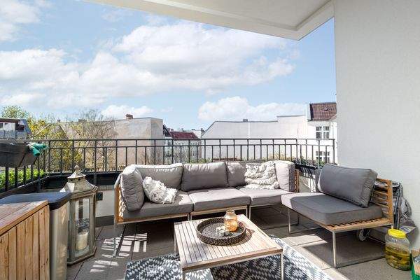 Großer Süd-West-Balkon