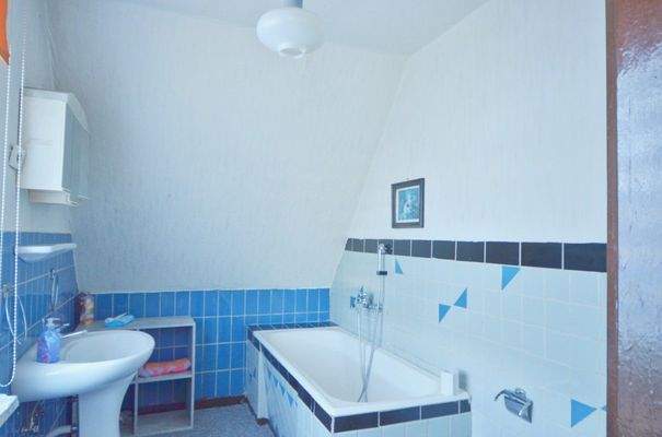 Wannenbad Dachgeschoss