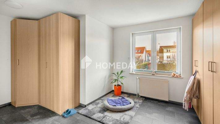 1. OG Schlafzimmer 2 1