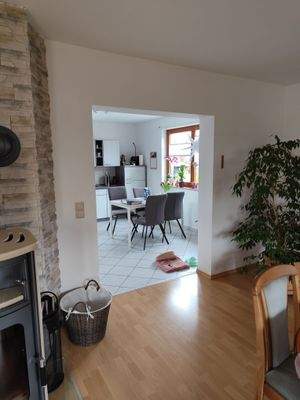 Blick vom Flur in die Küche