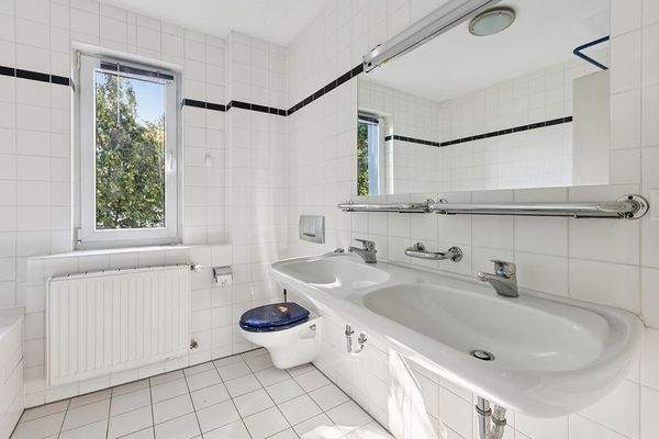 Tagesbelichtetes Vollbad