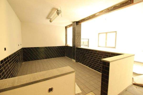 Umgebauter Barbereich