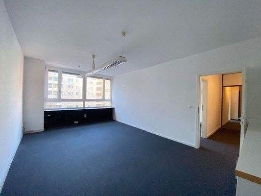 Raum 3 mit Blick zum Flur