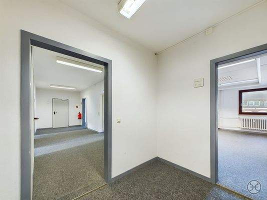 Eden-Ehbrecht-Immobilien_Büroflächen_Telekom-Gebäude_034