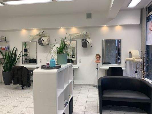 Ladenlokal - Friseursalon