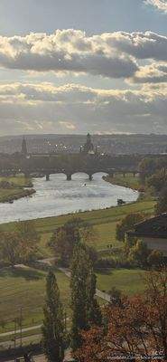 Blick von der PenthouseWohnung auf Dresden