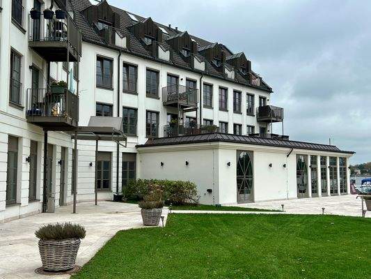 Außenanlage Herbst.jpg