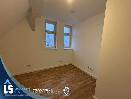 Schlafzimmer 2 DG.jpg