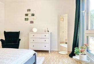 Schlafzimmer Ansicht 4