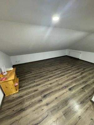 46 großes Gästezimmer im OG