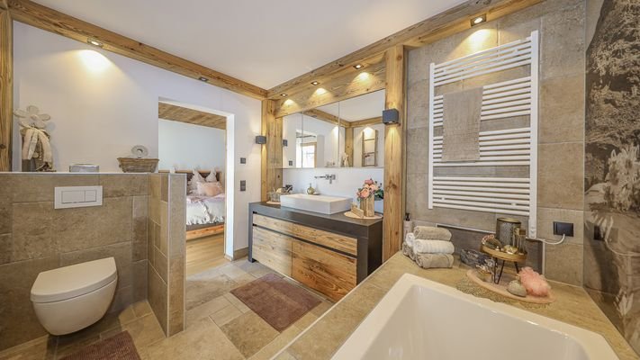 KITZIMMO-zwei Luxuschalets mit Panoramablick in Top-Ruhelage kaufen - Immobilien Steinberg Tirol.
