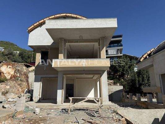 Sea View Houses with Private Pool in Alanya Tepe