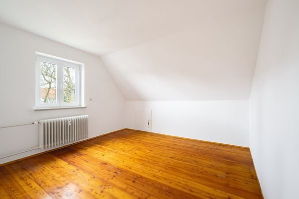 Schlafzimmer DG