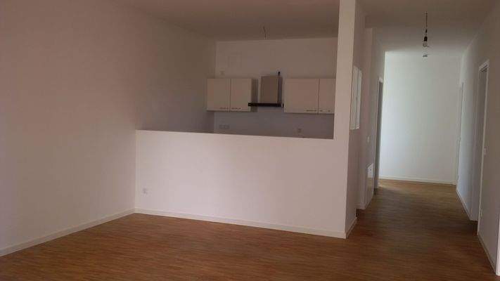 Wohnzimmer mit Küche