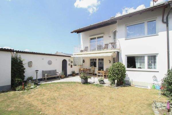 Haus 1: Zugang zur Garage