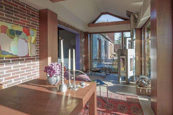 Die Veranda/ Ruheraum mit Kamin