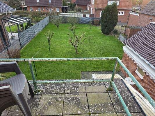 7 - Obergeschosswohnung Balkon