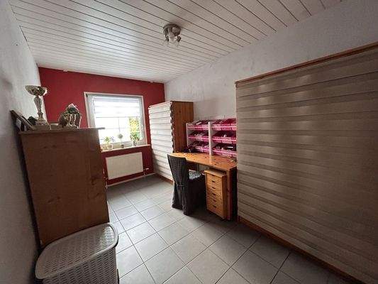 Kinder- oder Arbeitszimmer Erdgeschoss