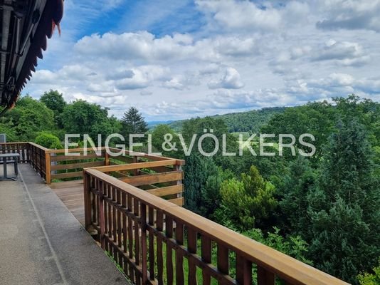 Balkon mit herrlicher Aussicht über die Ackersteige