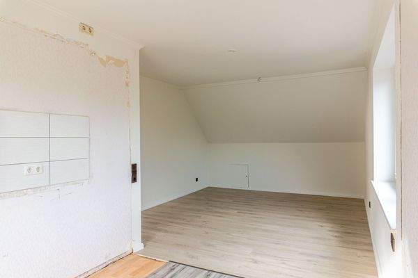 Zimmer 5 mit Küche im DG