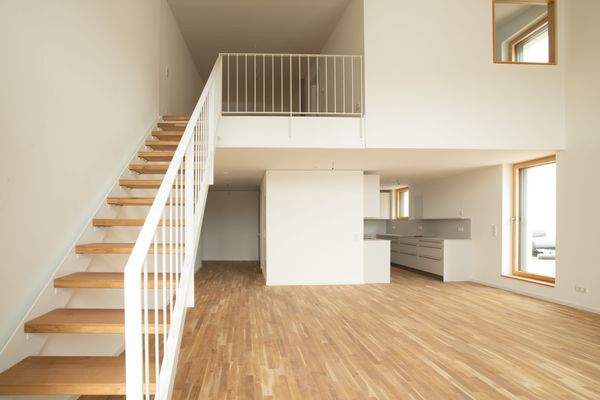 A23 Wohnzimmer und Galerie.jpg