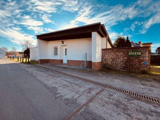 ehemaliges Kosmetikstudio.jpg