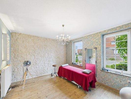 CAM03784G0-PR0085-STILL022