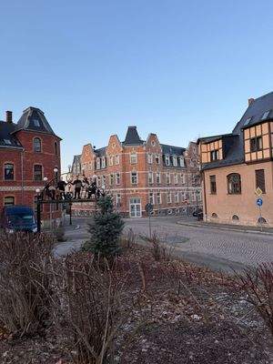 Hausansicht vom Park aus