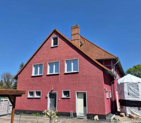 Ansicht Hinten und Garten