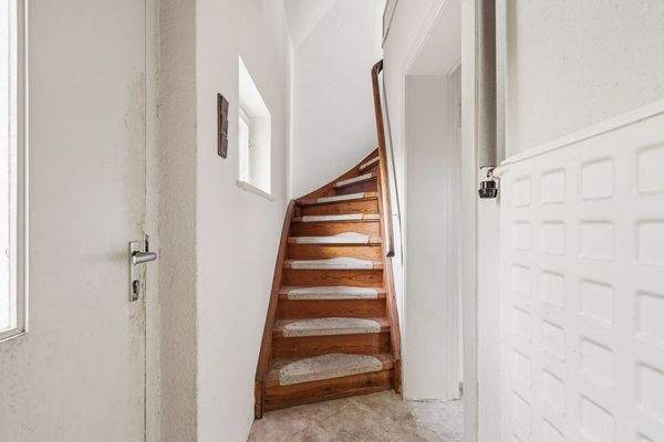 Eingang 2 (älterer Gebäudeteil))