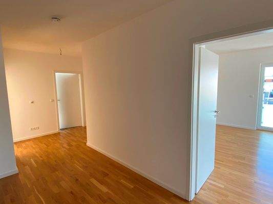 Großer Flur mit viel Stellflächen