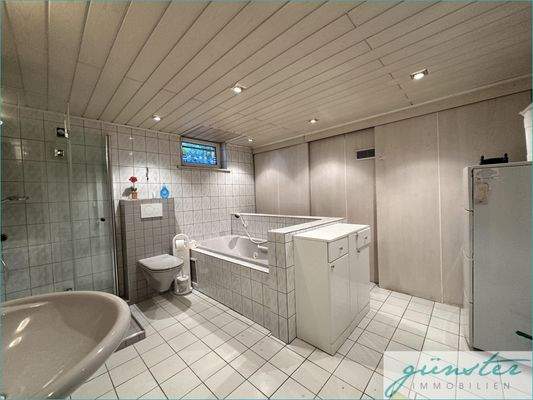 Badezimmer Erdgeschoss