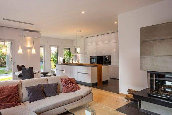 Blick in offene Wohnküche 1.jpg