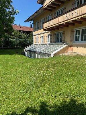 seitliche Hausansicht.jpg