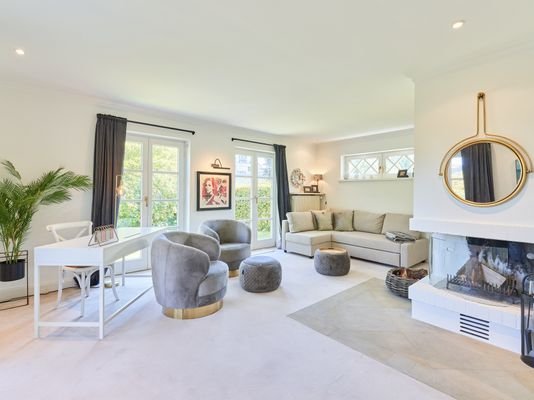 Gemütliches Kaminzimmer