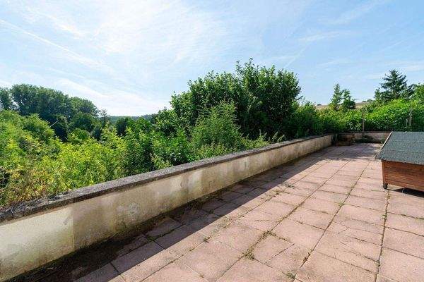 Terrasse mit Ausblick.jpg