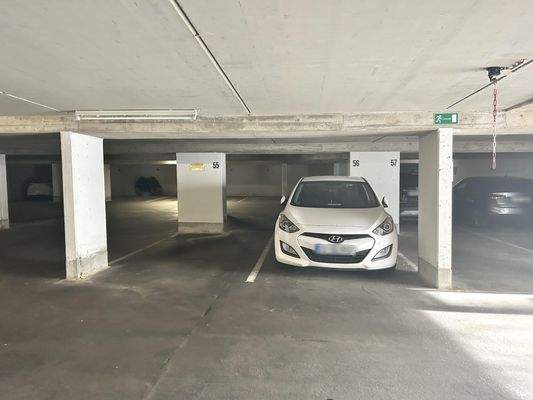 Tiefgaragenstellplatz
