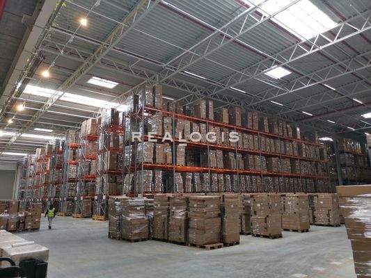 Innenansicht Hallenfläche