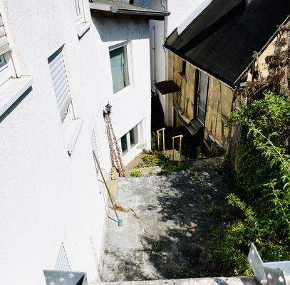 Außen_Aufgang von außen zu Haus 2.jpeg