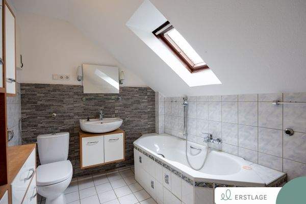 Bad Dachgeschoss