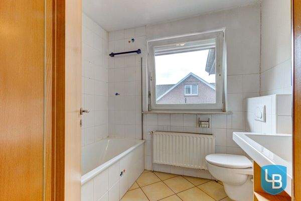 Badezimmer im Erdgeschoss