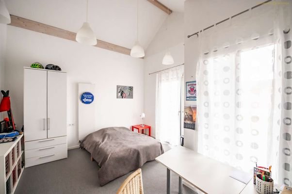 Kinderzimmer 1 im DG